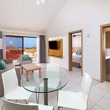 Tagoro Family & Fun 4* Адехе